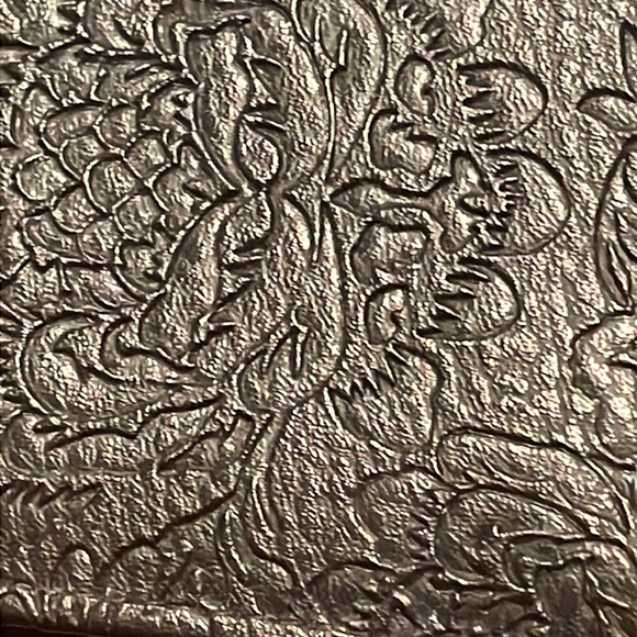 NWT leather wristlet - Picture 12 of 14